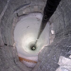 APOD: 2026, 11 de outubro - Pesca no gelo de neutrinos cósmicos