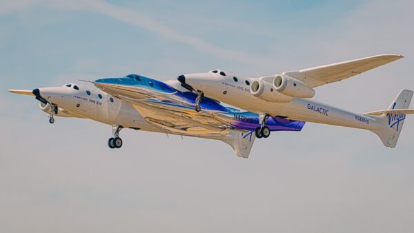 Assista ao novo avião espacial 'classe Delta' da Virgin Galactic subindo aos céus pela primeira vez (vídeo)