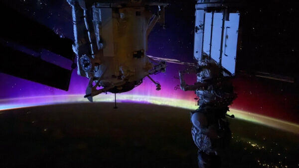 Astronauta captura auroras hipnotizantes com o iPhone da foto do dia da ISS em 13 de outubro de 2026