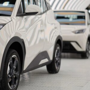 BYD quer acelerar em fábrica para liderar o mercado do Brasil até 2030