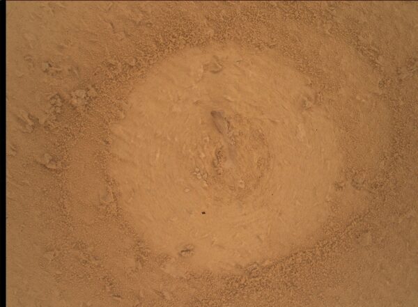 Curiosity Blog, Sols 5022-5028: Lucrando em Cache Creek