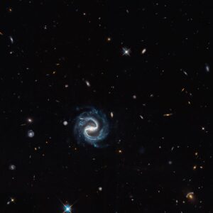 Hubble da NASA traça caminho para Roman com lentes gravitacionais
