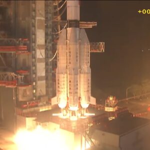 Índia lança satélite de navegação de última geração em órbita (vídeo)