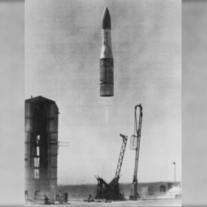 Neste dia no espaço! 28 de outubro de 1971: A Grã-Bretanha lança seu primeiro satélite Prospero ao espaço em um foguete Black Arrow