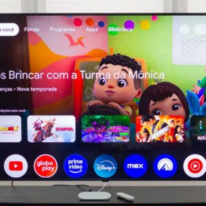Pessoas comuns usam IA para reprogramar Smart TVs e remover apps inúteis
