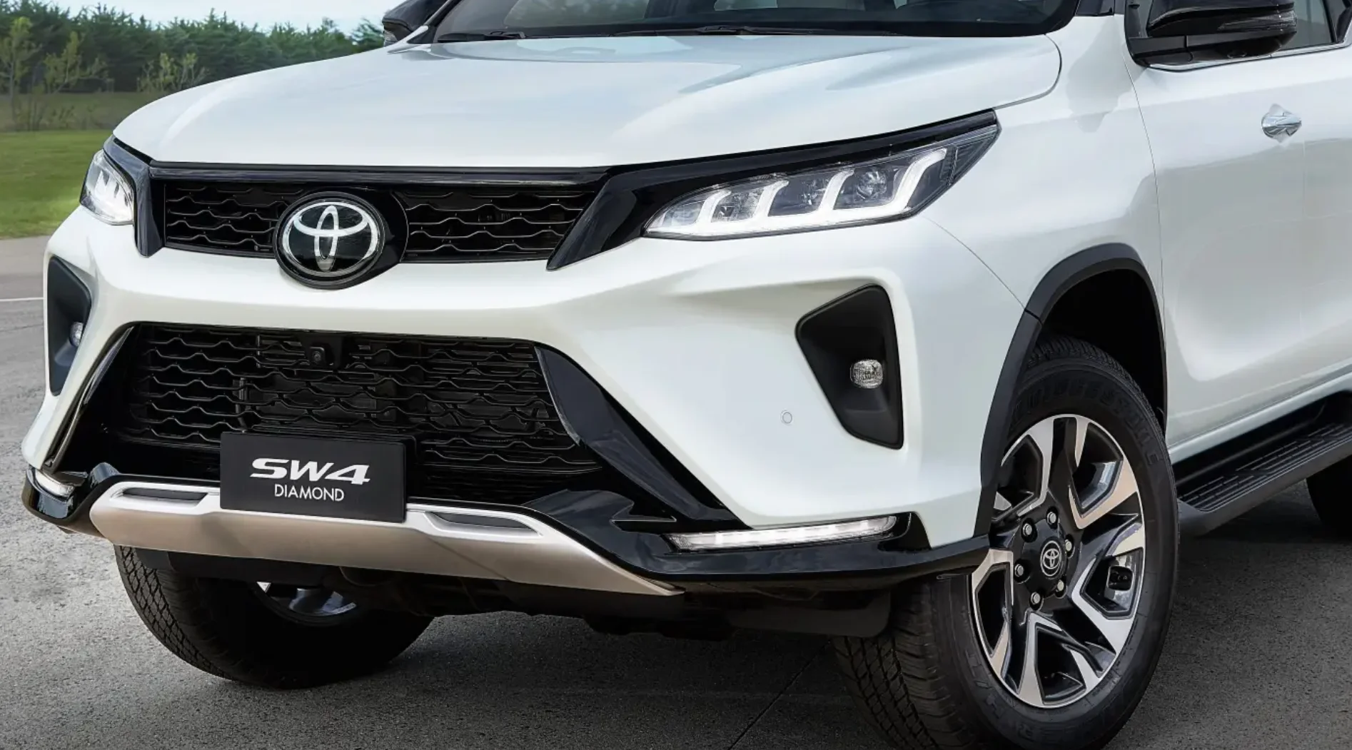Editar informações da imagem Toyota SW4