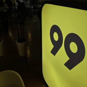 Zesto: 99 lança sistema com IA para pequenos restaurantes; veja como funciona